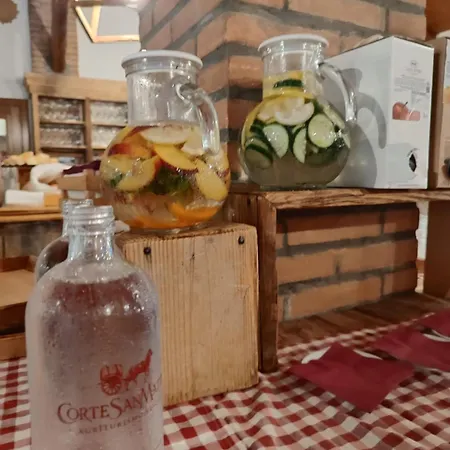 Фермерский дом La Vineria Di San Mattia Верона