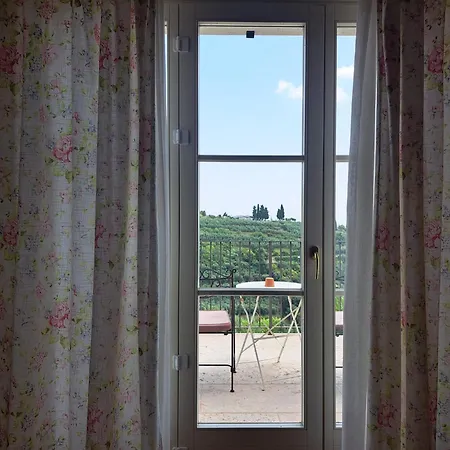 La Vineria Di San Mattia Фермерский дом Верона